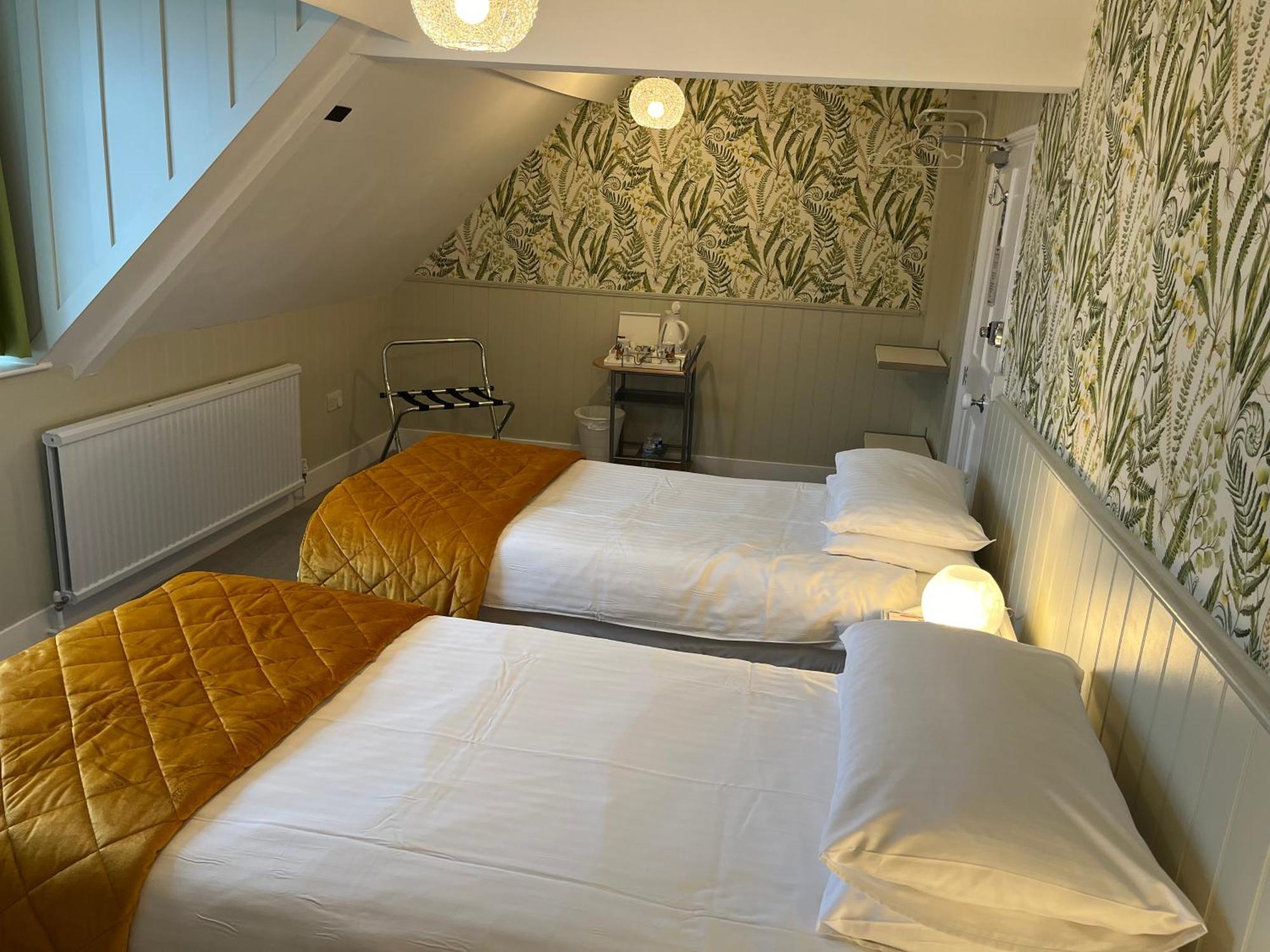 The Palmerston Rooms Ромси Екстериор снимка