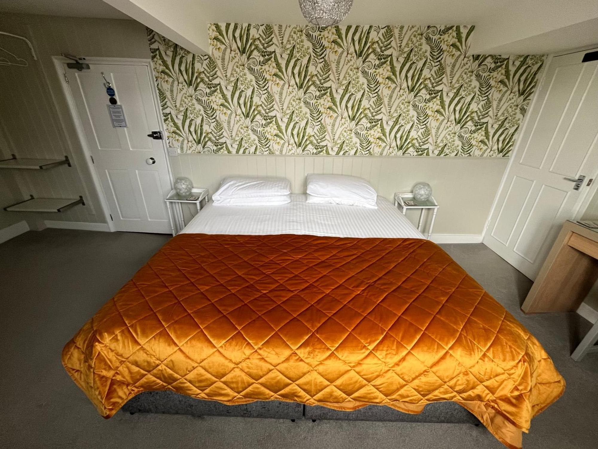 The Palmerston Rooms Ромси Екстериор снимка